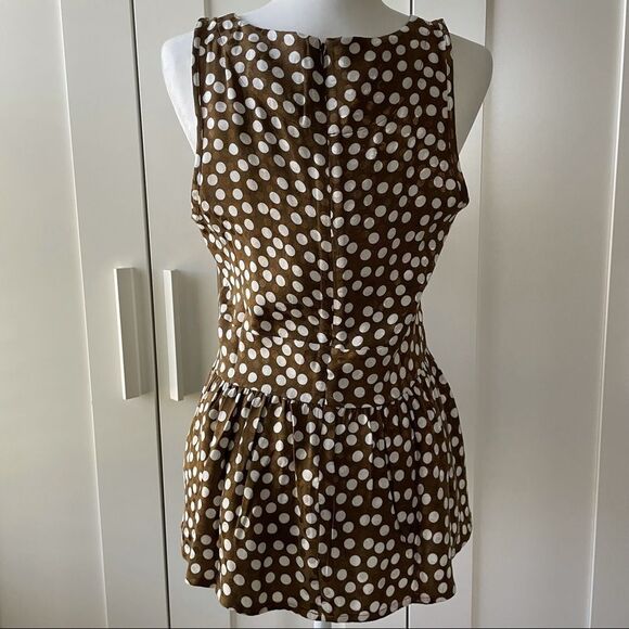 NWOT J Crew V-Neck Peplum Top in jacquard dot - 4 Pecan Ivory - Picture 5 of 9
